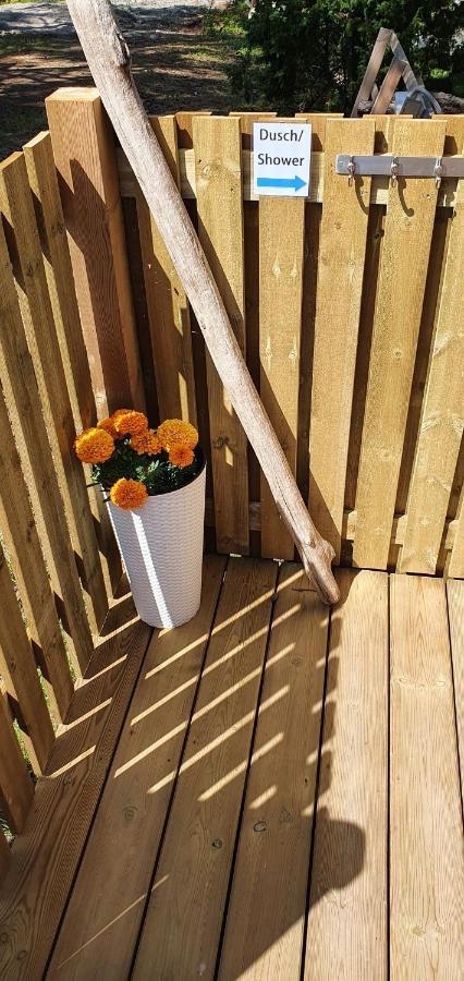 Moeja Stuga I Stockholms Skaergard Buitenkant foto