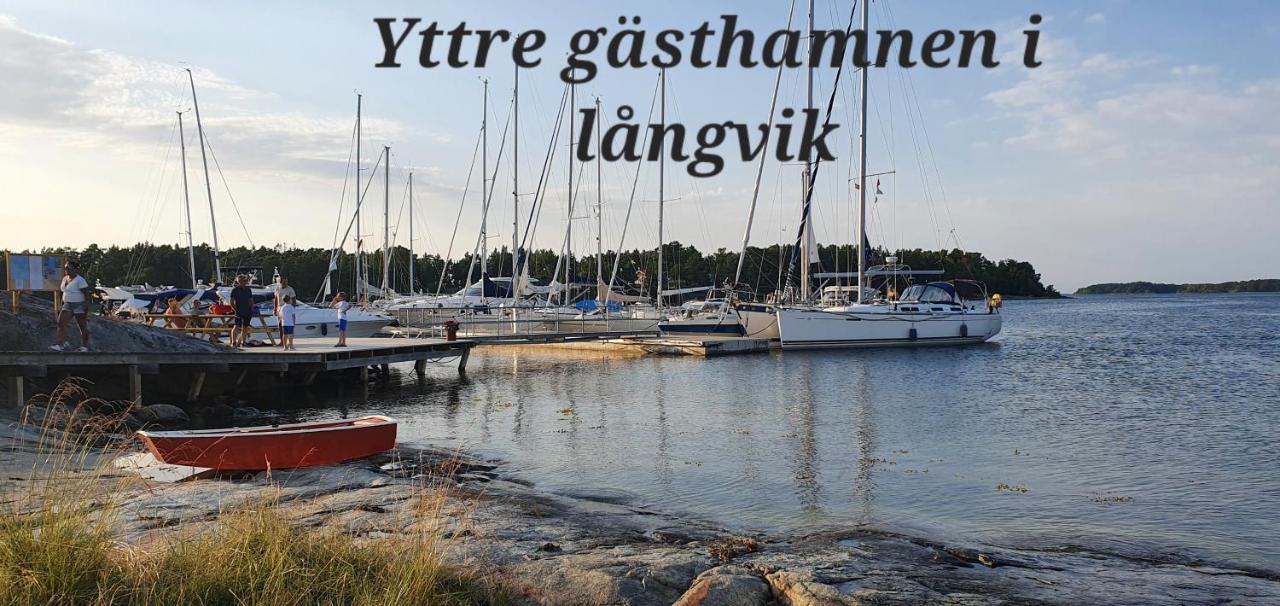 Moeja Stuga I Stockholms Skaergard Buitenkant foto