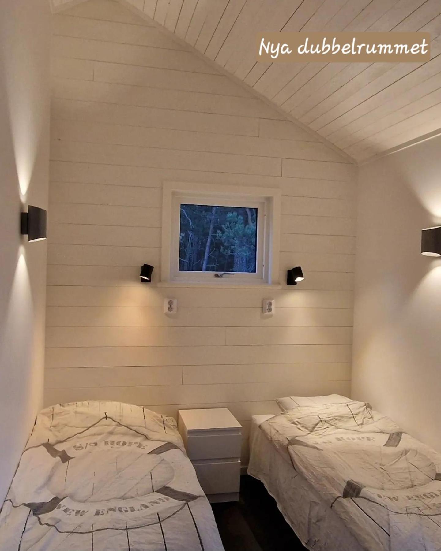 Moeja Stuga I Stockholms Skaergard Buitenkant foto